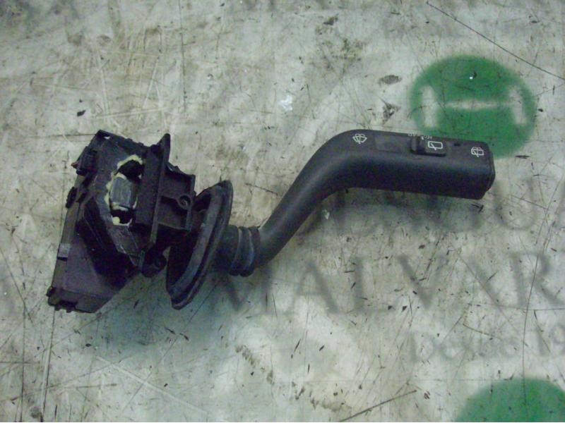 Recambio de mando limpia para volvo v40 familiar 1.9 d referencia OEM IAM   