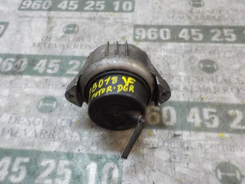 Recambio de soporte motor derecho para bmw serie 3 coupe (e92) 320d referencia OEM IAM 22116773742  
