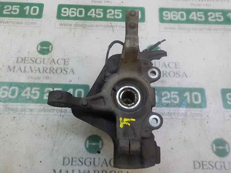 Recambio de mangueta delantera izquierda para fiat doblo 1.3 16v jtd cat referencia OEM IAM 52043100  