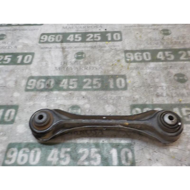 Recambio de brazo suspension superior trasero izquierdo para bmw serie 3 coupe (e92) 320d referencia OEM IAM 33322406292  