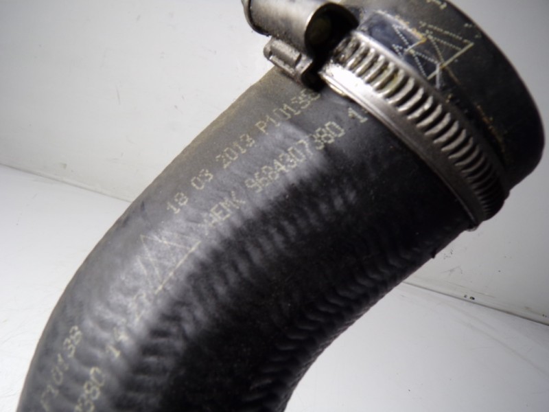 Recambio de tubo intercooler para citroën c-elysée 1.6 hdi fap referencia OEM IAM 9678406580 9684307380 