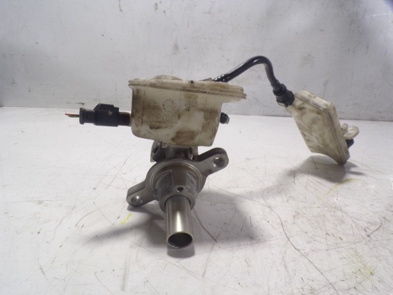 Recambio de bomba freno para citroën c4 lim. 1.6 hdi fap referencia OEM IAM 4601Y4  