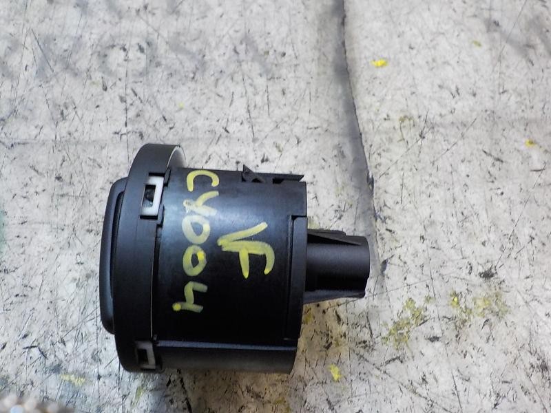 Recambio de mando luces para volkswagen golf vii lim. business bluemotion tech. referencia OEM IAM 5G0941431BFWZU 5G0941431AR 