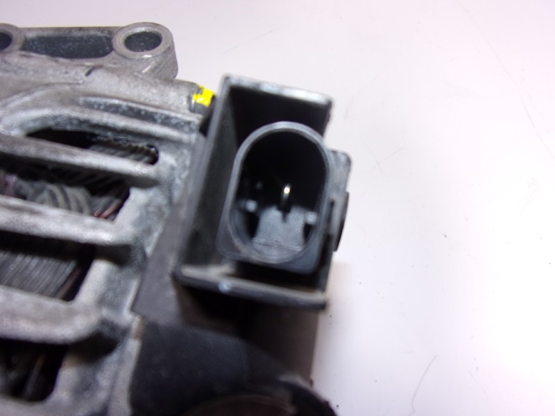 Recambio de alternador para ford kuga (cbs) 1.5 ecoboost cat referencia OEM IAM 2265729 F1FT10300BB 