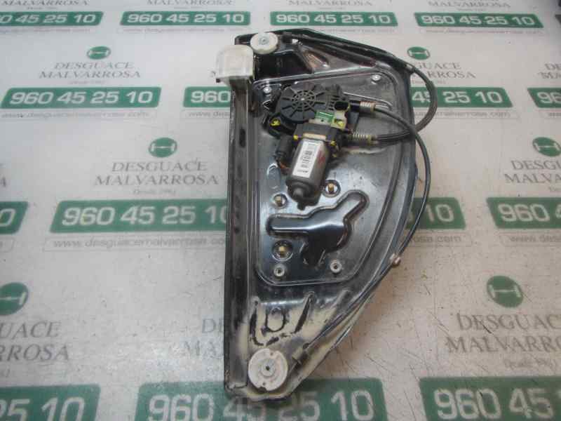 Recambio de elevalunas trasero izquierdo para land rover freelander (lr2) 2.2 td4 cat referencia OEM IAM LR019661  