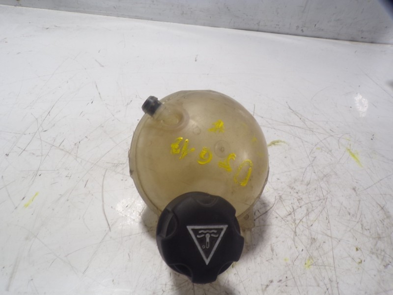 Recambio de deposito expansion para citroën c4 lim. 1.6 hdi fap referencia OEM IAM 1323FA  