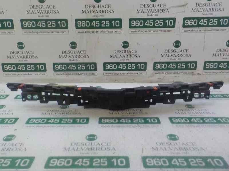Recambio de travesaño superior para opel insignia berlina 2.0 cdti cat referencia OEM IAM 13250567  
