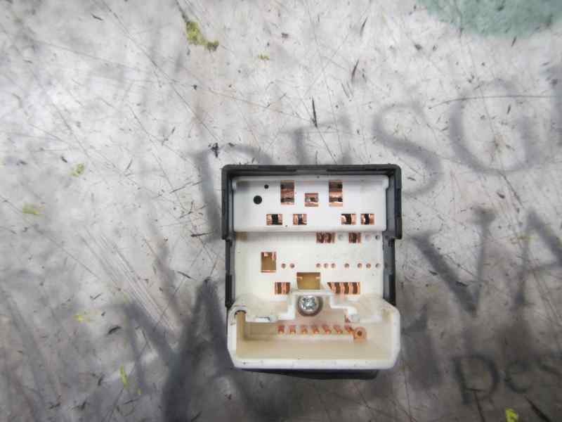 Recambio de mando retrovisor para toyota yaris 1.3 16v cat referencia OEM IAM 848700F010  