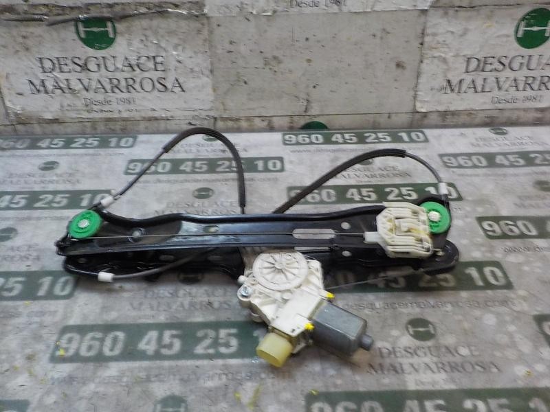 Recambio de elevalunas delantero derecho para bmw serie 1 berlina (e81/e87) 118d referencia OEM IAM 51337138466  