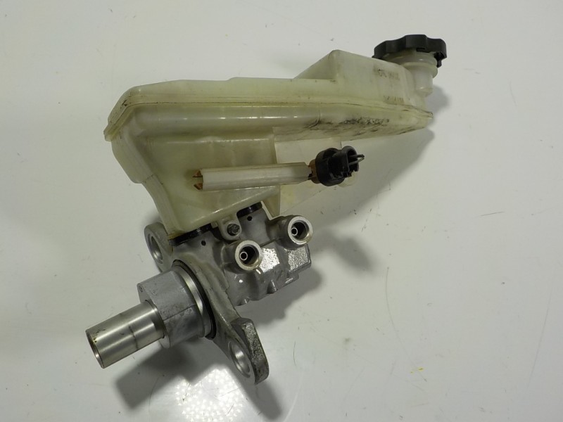 Recambio de bomba freno para opel astra k lim. 5türig dynamic referencia OEM IAM 13486143 32669020 