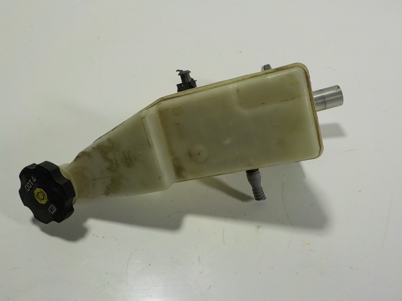 Recambio de bomba freno para opel astra k lim. 5türig dynamic referencia OEM IAM 13486143 32669020 
