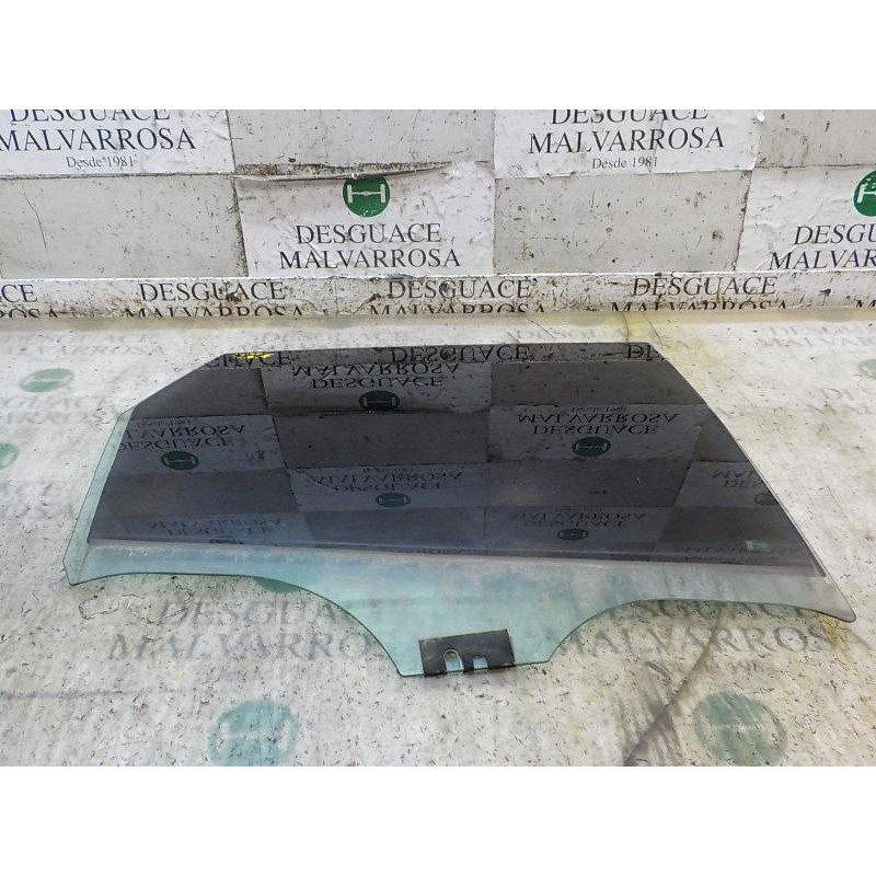 Recambio de cristal puerta trasero derecho para renault scenic ii 1.5 dci diesel referencia OEM IAM   