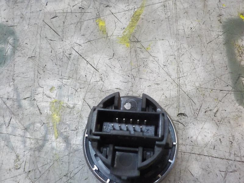 Recambio de modulo electronico para bmw serie 1 berlina (e81/e87) 118d referencia OEM IAM 61316949499 694949904 