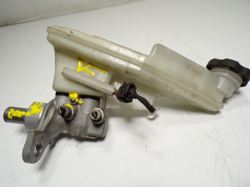 Recambio de bomba freno para opel astra k lim. 5türig 1.6 cdti dpf referencia OEM IAM 13486143 32669020 