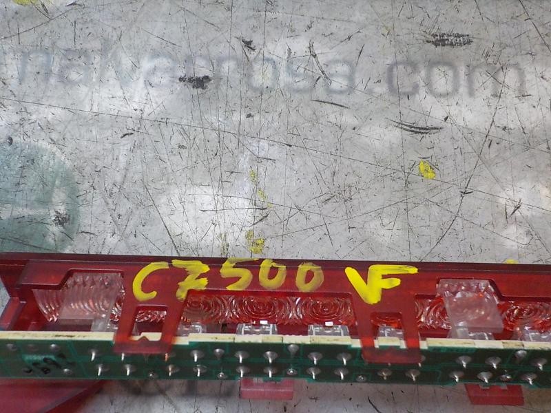 Recambio de piloto trasero central para bmw serie 1 berlina (e81/e87) 118d referencia OEM IAM 63256924673  