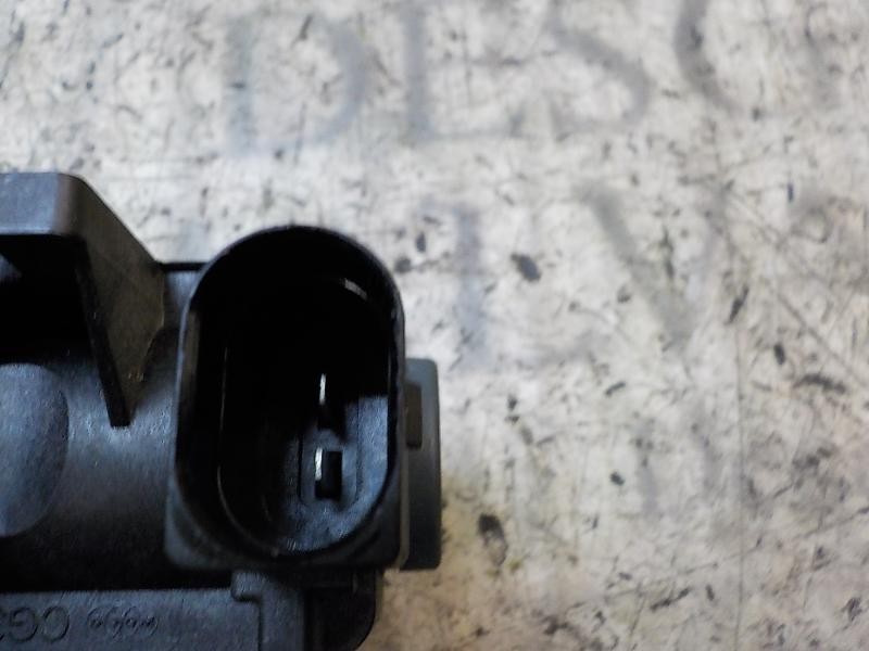 Recambio de valvula aire adicional para volkswagen golf vii lim. business bluemotion tech. referencia OEM IAM 1K0906627B 1K09066