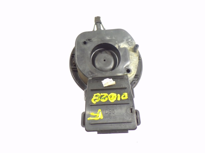 Recambio de tapa combustible para renault megane iii coupe 1.5 dci diesel fap referencia OEM IAM 788300006R  