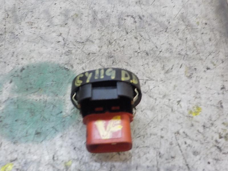 Recambio de mando elevalunas delantero derecho para ford fiesta (cbk) 1.4 16v cat referencia OEM IAM   