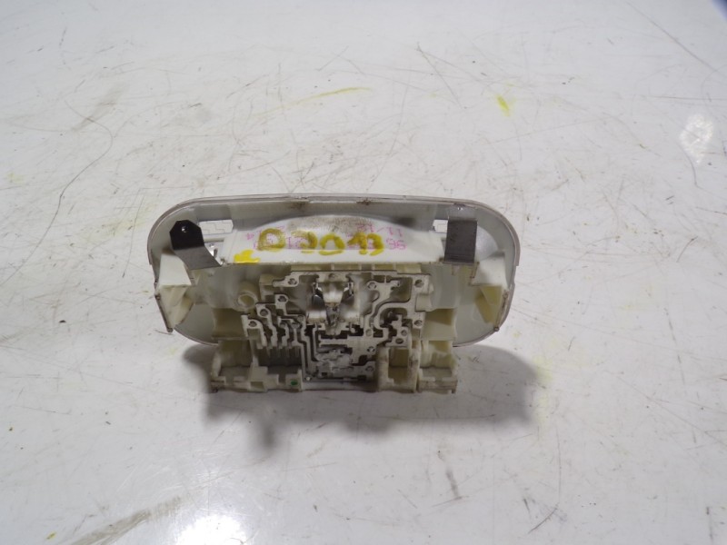 Recambio de piloto interior para citroën c4 lim. 1.6 hdi fap referencia OEM IAM 6362Q0  