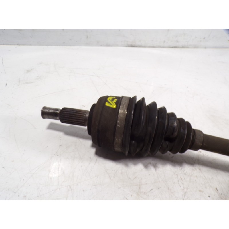 Recambio de transmision izquierda para renault megane iii coupe 1.5 dci diesel fap referencia OEM IAM 391016204R 8200847584 