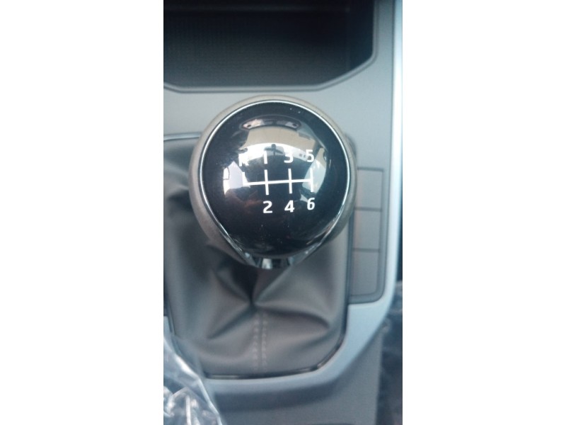 Recambio de palanca cambio para seat arona 1.0 tgi bivalent. gasolina / cng referencia OEM IAM 2Q0711049K 2Q0711049K 