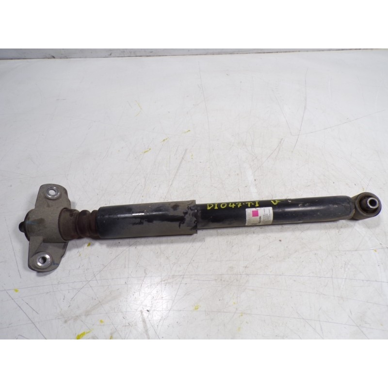 Recambio de amortiguador trasero izquierdo para kia ceed 1.6 crdi cat referencia OEM IAM 55310J7AC0 55300J7AC0 
