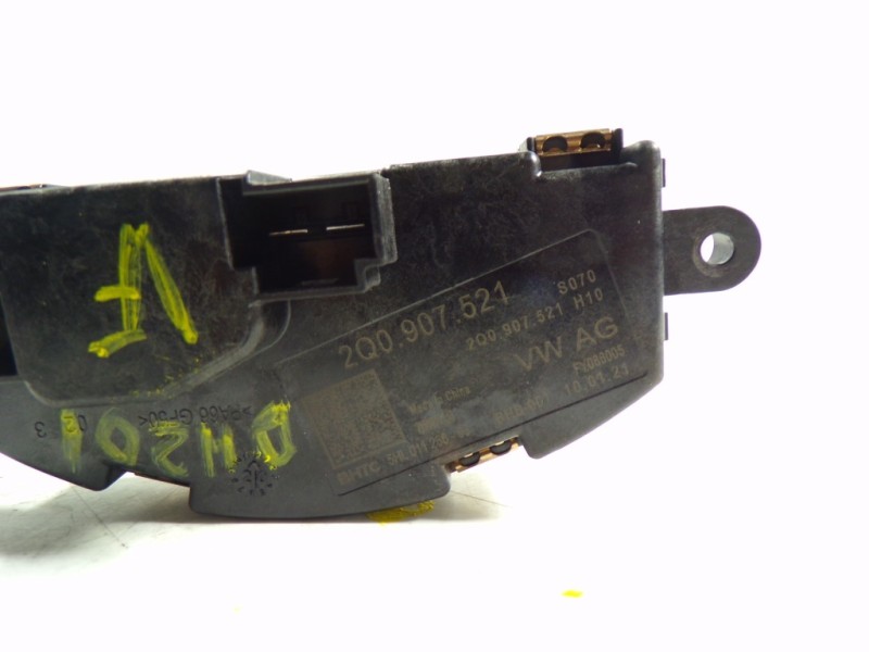 Recambio de resistencia calefaccion para seat arona 1.0 tgi bivalent. gasolina / cng referencia OEM IAM 2Q0907521 2Q0907521 