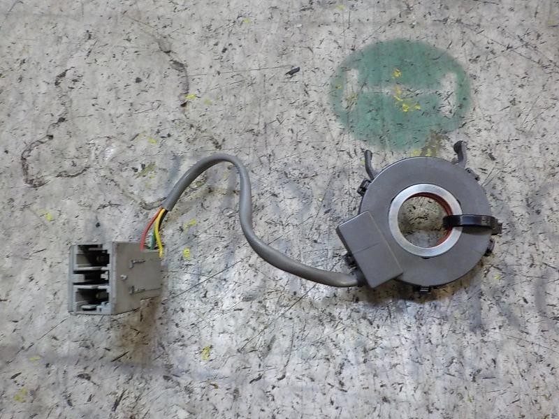 Recambio de anillo airbag para citroën xantia berlina 2.0 hdi referencia OEM IAM   