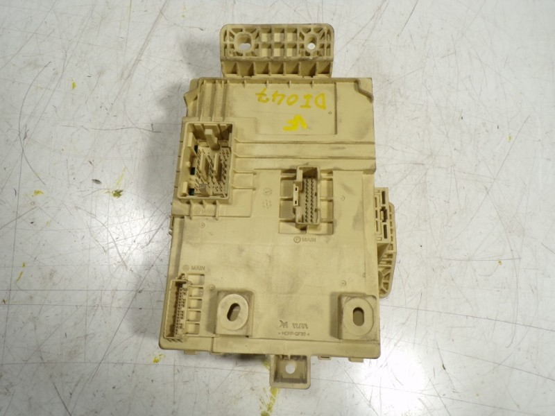 Recambio de caja reles / fusibles para kia ceed 1.6 crdi cat referencia OEM IAM 91950J7750 91950J7750 