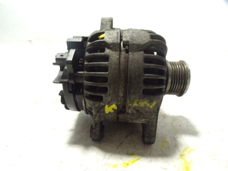 Recambio de alternador para nissan qashqai (j10) 1.5 dci turbodiesel cat referencia OEM IAM 2310000Q2J 8200728292C 0124525140