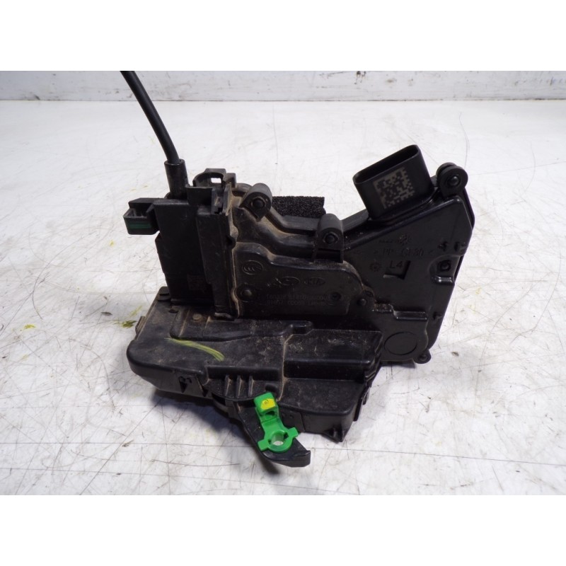 Recambio de cerradura puerta trasera izquierda para kia ceed 1.6 crdi cat referencia OEM IAM 81410J7000 81410J7000 CD055LHRD