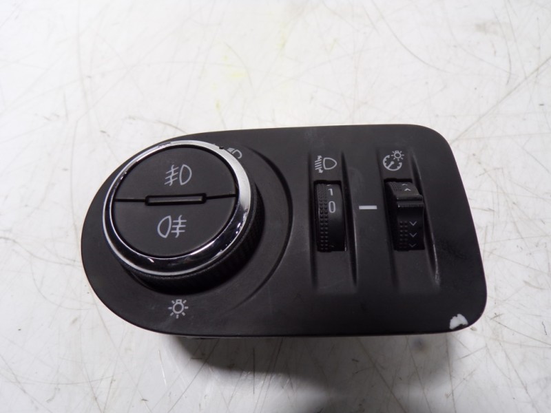 Recambio de mando luces para opel astra k lim. 5türig dynamic referencia OEM IAM 13493472 39050757 016338530757