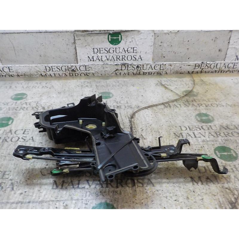 Recambio de elevalunas delantero izquierdo para seat leon (1p1) 1.9 tdi referencia OEM IAM 1P0837461A  