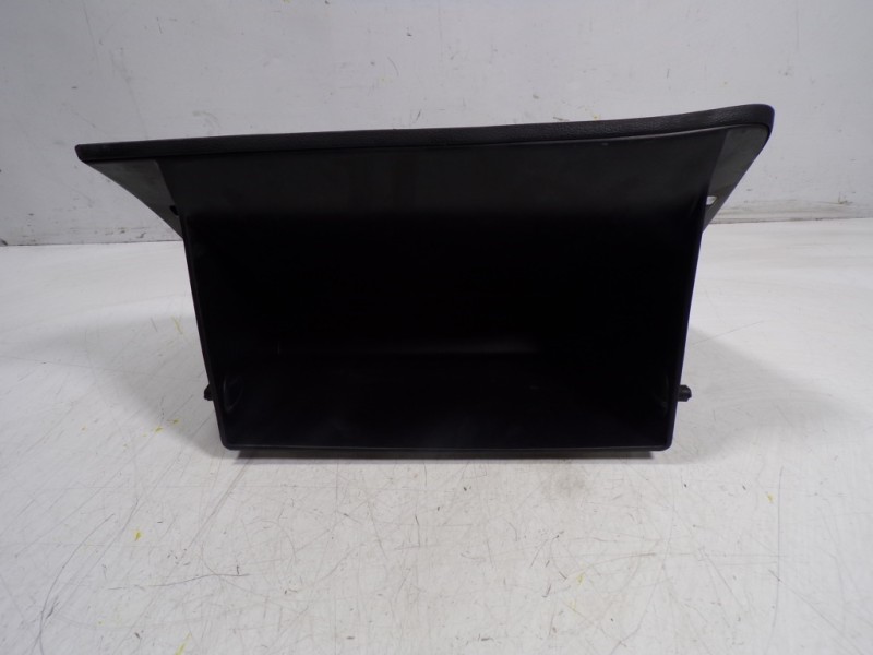 Recambio de guantera para kia ceed 1.6 crdi cat referencia OEM IAM 84510J7000WK  