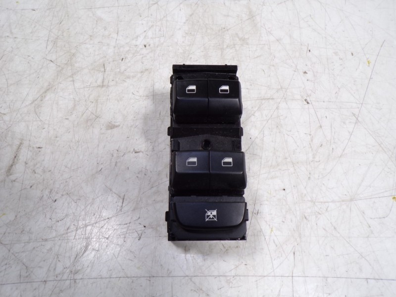 Recambio de mando elevalunas delantero izquierdo para kia ceed 1.6 crdi cat referencia OEM IAM 93571J7200 93570J7200 