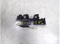 Recambio de mando elevalunas delantero izquierdo para kia ceed 1.6 crdi cat referencia OEM IAM 93571J7200 93570J7200  2