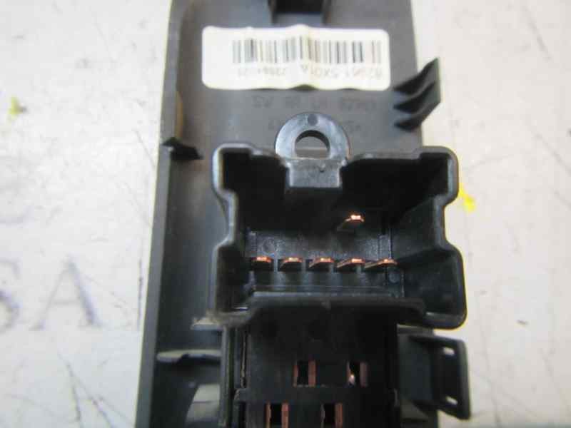 Recambio de mando elevalunas trasero izquierdo para nissan pathfinder (r51) 2.5 dci se referencia OEM IAM   