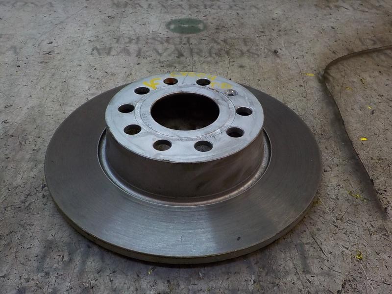 Recambio de disco freno trasero para volkswagen golf vii lim. business bluemotion tech. referencia OEM IAM 1K0615601AA  