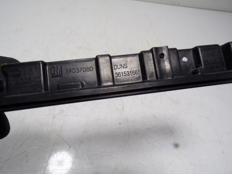 Recambio de piloto trasero central para opel astra k lim. 5türig dynamic referencia OEM IAM 39037080 39037080 01239600