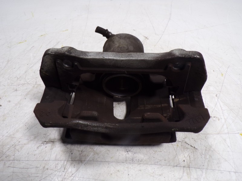 Recambio de pinza freno delantera izquierda para kia ceed 1.6 crdi cat referencia OEM IAM 58180G4A00  