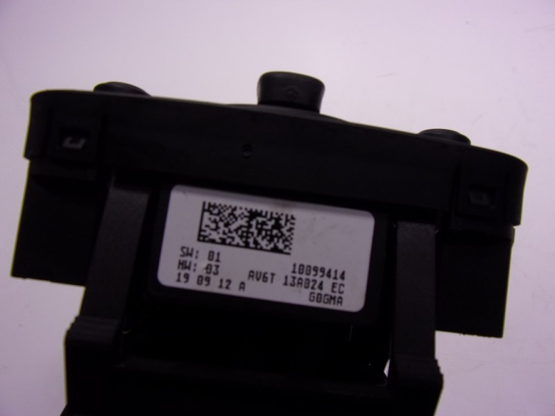 Recambio de mando luces para ford kuga (cbs) 1.5 ecoboost cat referencia OEM IAM 1787266 AV6T13A024EC 