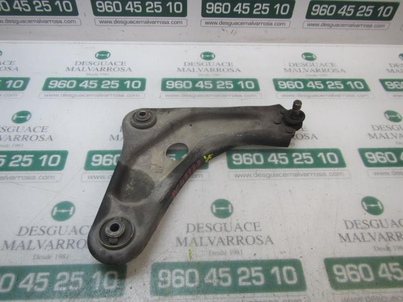 Recambio de brazo suspension inferior delantero derecho para peugeot 207 1.4 hdi referencia OEM IAM   