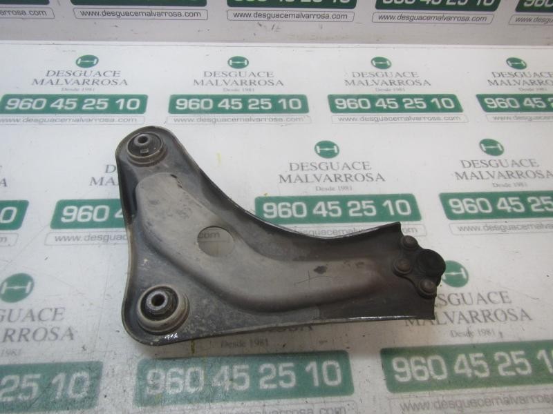 Recambio de brazo suspension inferior delantero derecho para peugeot 207 1.4 hdi referencia OEM IAM   