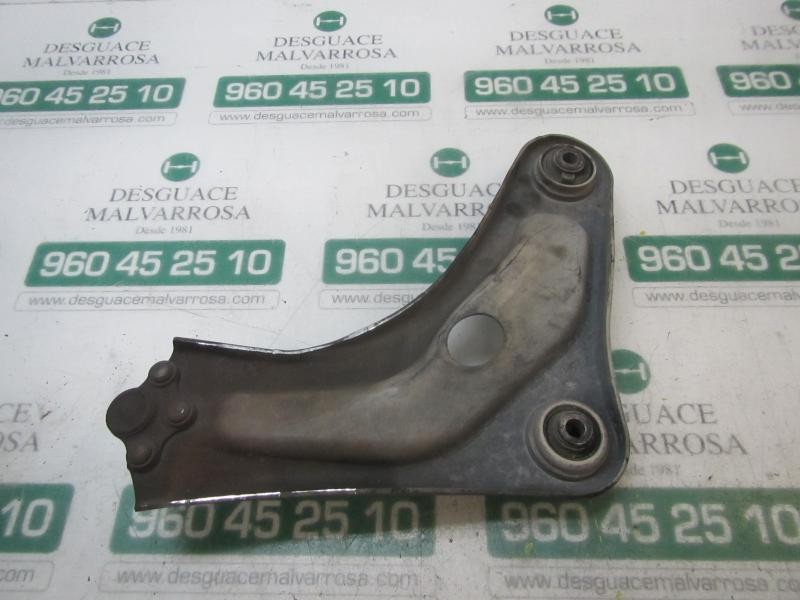 Recambio de brazo suspension inferior delantero izquierdo para peugeot 207 1.4 hdi referencia OEM IAM   