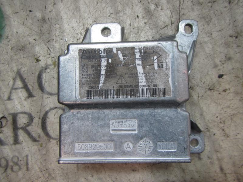 Recambio de centralita airbag para peugeot 308 confort referencia OEM IAM   