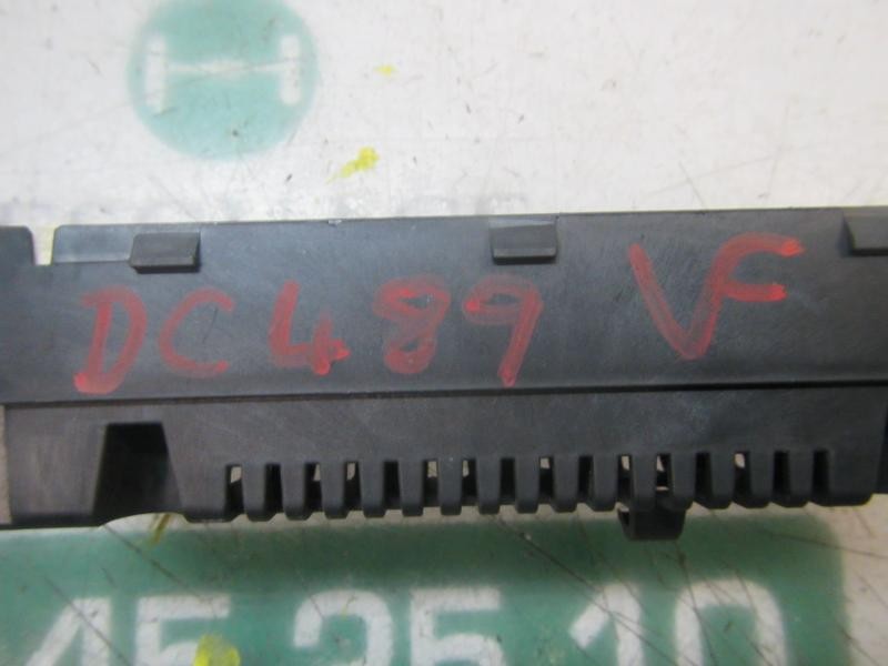 Recambio de pantalla multifuncion para peugeot 207 1.4 hdi referencia OEM IAM   