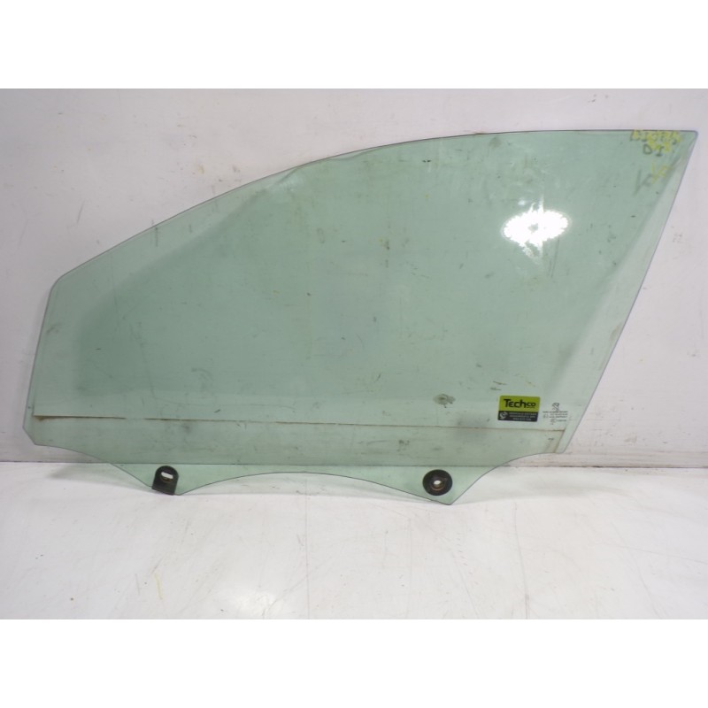 Recambio de cristal puerta delantero izquierdo para peugeot 308 1.6 blue-hdi fap referencia OEM IAM 9677867880  