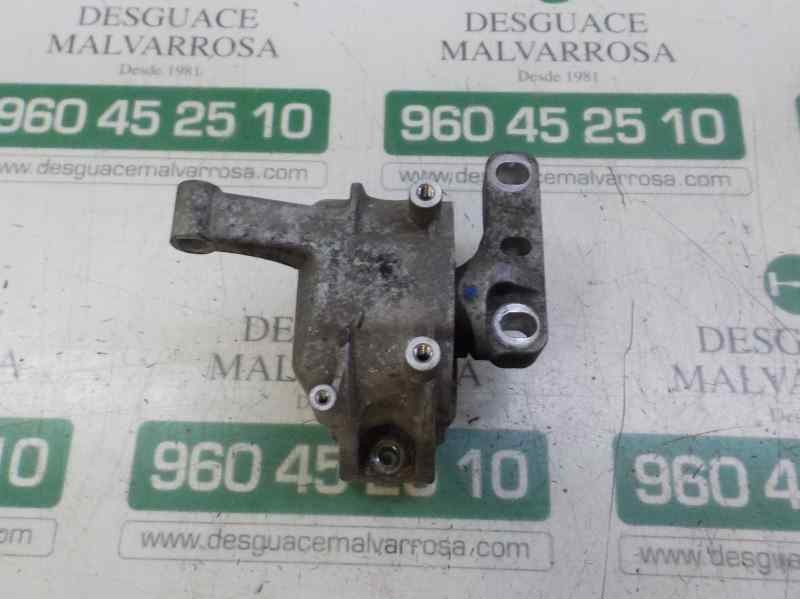 Recambio de soporte motor derecho para volkswagen tiguan (5n1) 2.0 tdi referencia OEM IAM 5N0199262L  