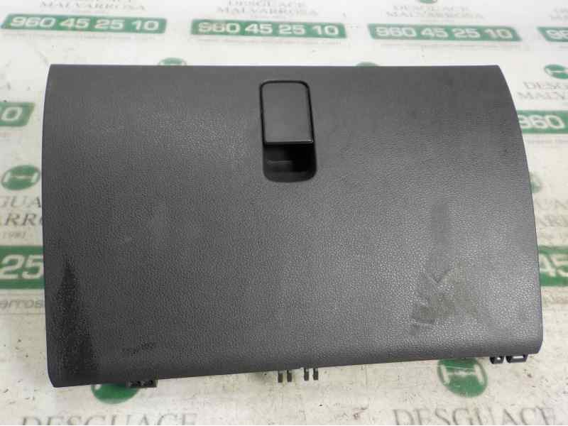 Recambio de guantera para skoda fabia 1.0 mpi referencia OEM IAM 6V1857097N9B9  