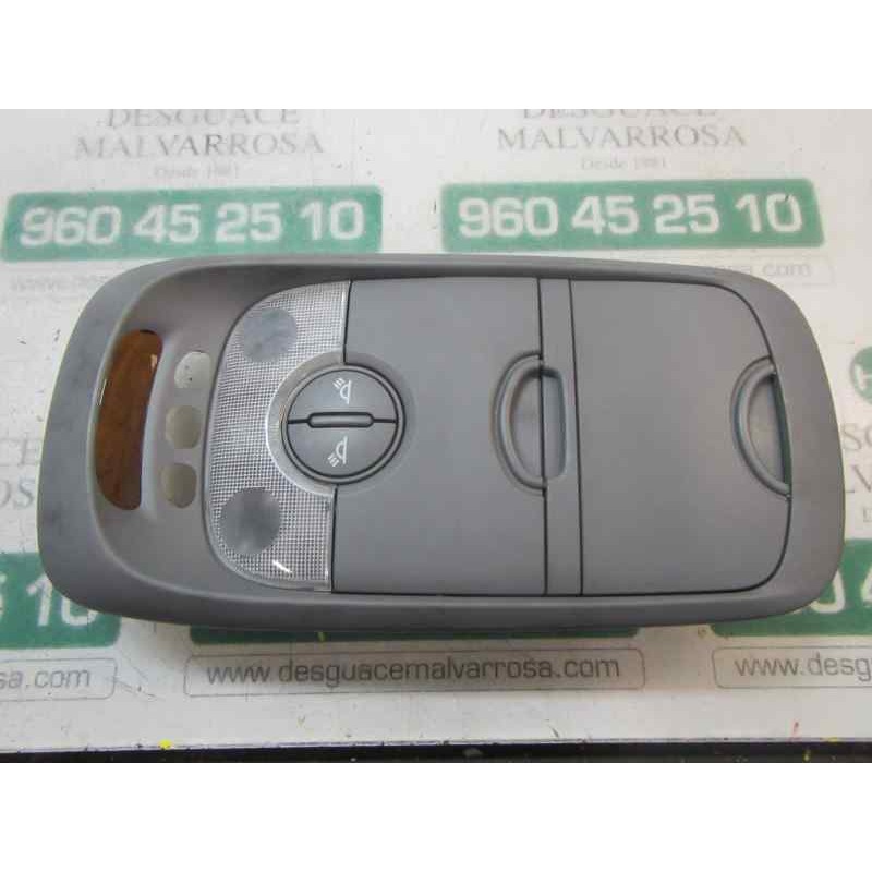 Recambio de piloto interior para kia sorento 2.5 crdi cat referencia OEM IAM 928003E04144  